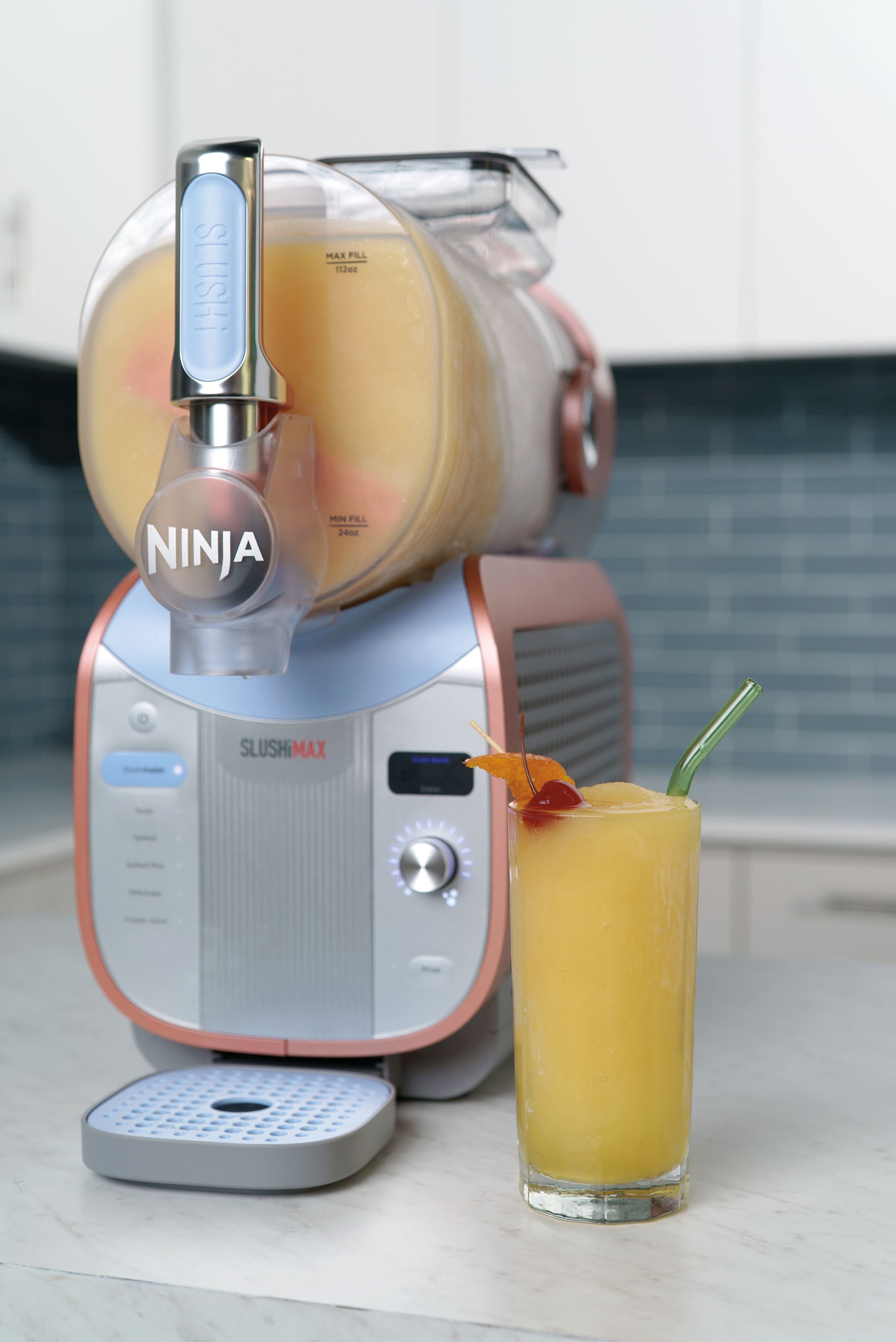 NaTa様 Ninja SLUSHi™ Max Smart Frozen Drink Maker Blue & Peach – Shark